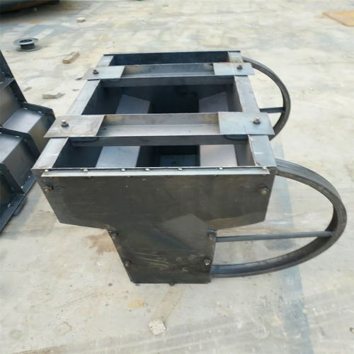 隔离墩钢模具 定做各类隔离墩钢模板 经久耐用欢迎订购